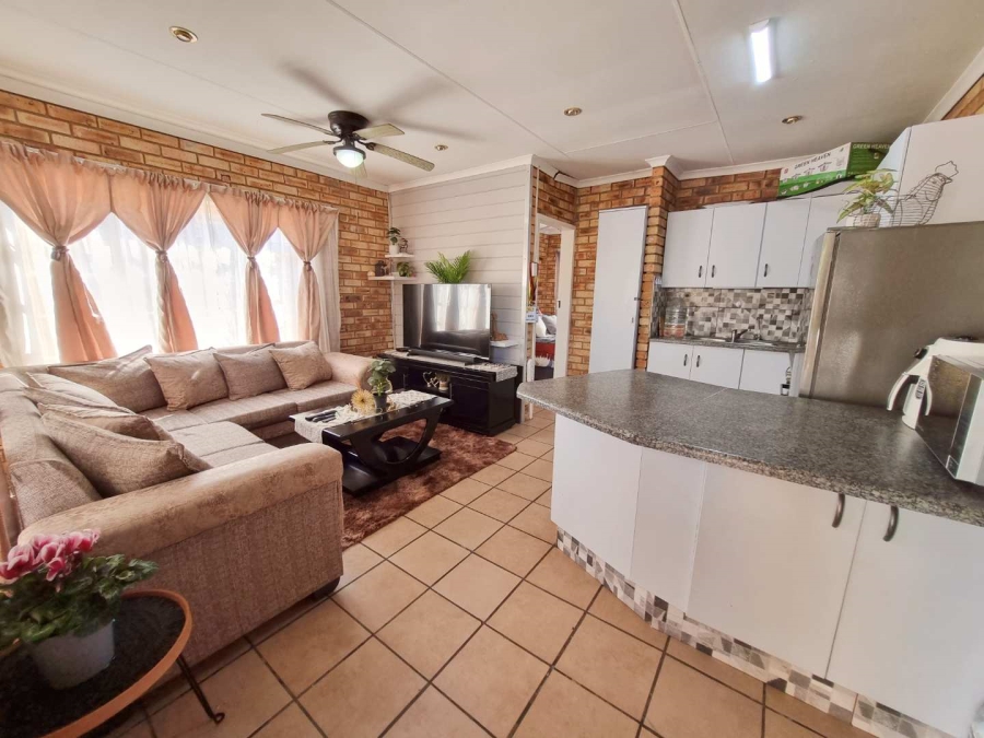 1 Bedroom Property for Sale in Parys Free State